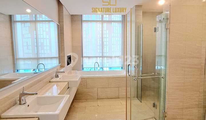 Rent Senopati Suites Apartment 3BR 197sqm, Furnished, Ready to Move In 2