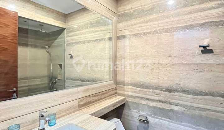 Quick Sale District 8 SCBD Apartment, 2BR 105sqm, Well-Furnished 2