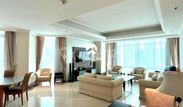 ruang tamu jual apartemen four seasons termurah,