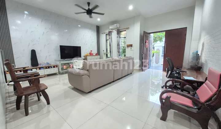 Dijual Rumah Mewah Cantik di Villa Marina ,Lubuk Baja