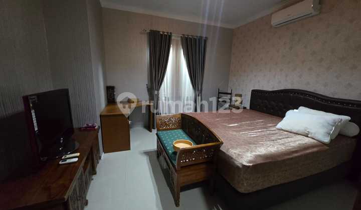 Dijual Rumah 2 Lantai di Villa Panbil , Muka Kuning 2