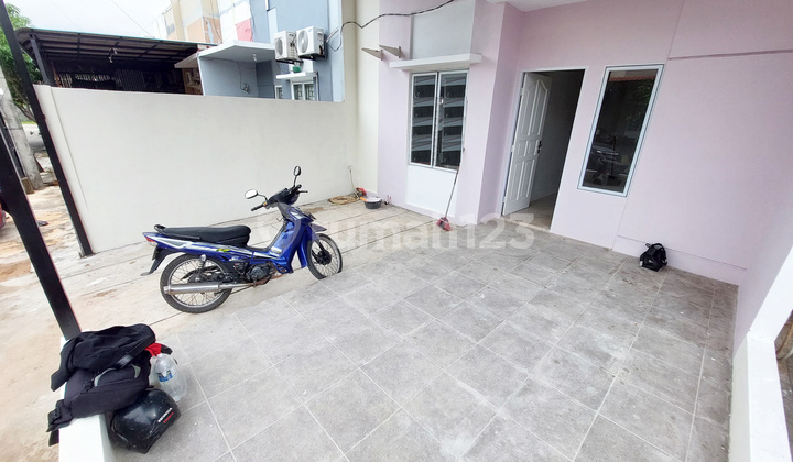 For Rent: House in Pulomas Housing, Batam Centre For Rent: House in Pulomas Housing, Batam Centre