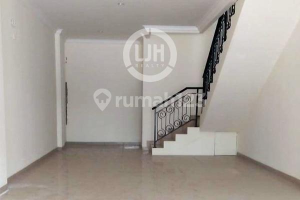 For Rent Shophouse in Orchard Park Batam Center For Rent Shophouse in Orchard Park Batam Center