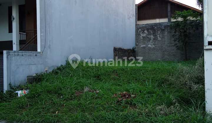 Tanah Komplek Setra Duta Luas 126 M2 Kotak 7X18 SHM Siap Bangun