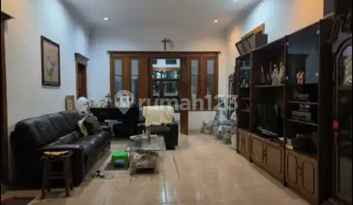 Well-Maintained 1-Story House Ready to Occupy SHM Area Riau, Bandung City 2