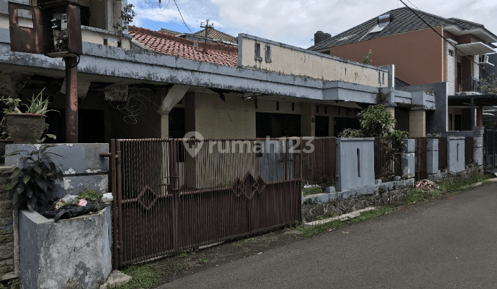 Rumah Lama Hitung Tanah Luas 276 Kotak 15 x 18,4 Turangga Bandung 1