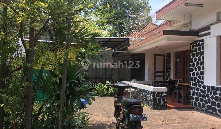 Rumah Belanda SHM Area Riau Martadinata Dekat Cihapit Bandung  2