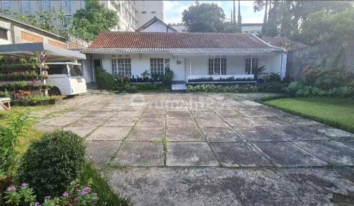 Rumah  Bangunan Lama Murah SHM Area Setiabudi Bandung Utara