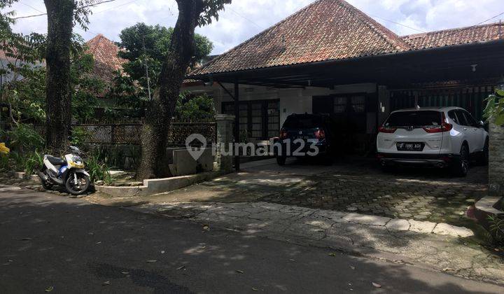 Rumah Lama 1 Lantai Terawat SHM Area Riau Ahmad Yani Bandung  1