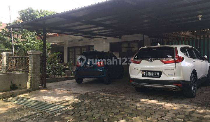 Rumah Lama 1 Lantai Terawat SHM Area Riau Ahmad Yani Bandung  2