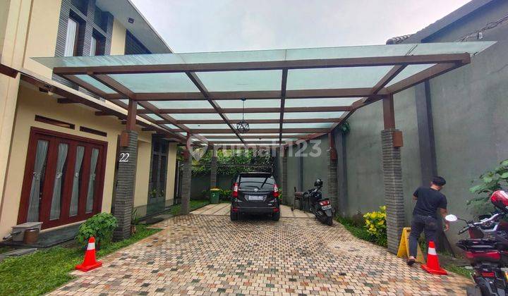 Rumah 3 Lantai SHM Ada Kolam Renang Area Ciumbuleuit Bandung  2