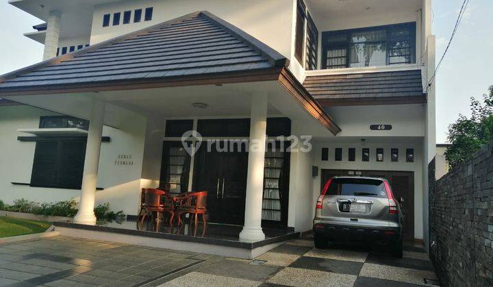 Rumah 2 Lantai Bagus SHM Area Riau Dago Dekat Gedung Sate Bandung 1