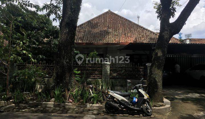 Rumah Lama SHM Area Riau Ahmad Yani Dekat Primarasa Bandung 2