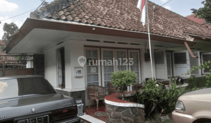 Rumah Belanda SHM Mainroad Riau Martadinata Kota bandung 2