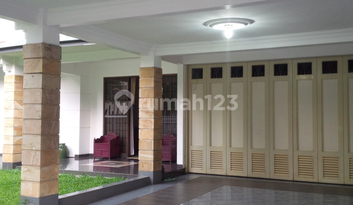Rumah 2 Siap Huni SHM Halaman Depan Belakang Area Dago Bandung 1