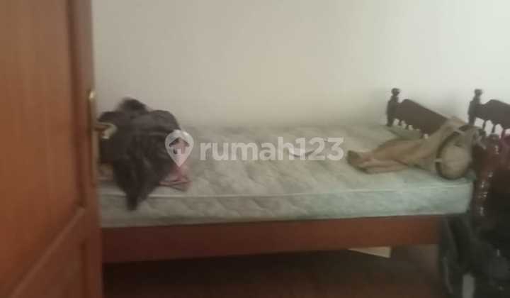 Rumah 2 Lantai SHM Area Riau Dekat Gedung Sate Kota Bandung 2