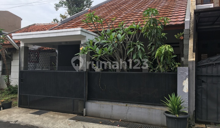 Rumah 1 Lantai Terawat Siap Huni SHM Area Antapani Kota Bandung Rumah 1 Lantai Terawat Siap Huni SHM Area Antapani Kota Bandung
