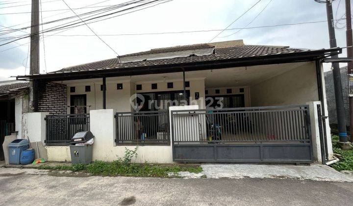 Rumah Lama 1,5 Lantai SHM Riung Bandung Gedebage Soekarno-Hatta  1