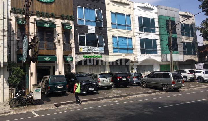 Good 3-Story Shop House Ready to Use, Strategic SHM, Central Bandung City 1