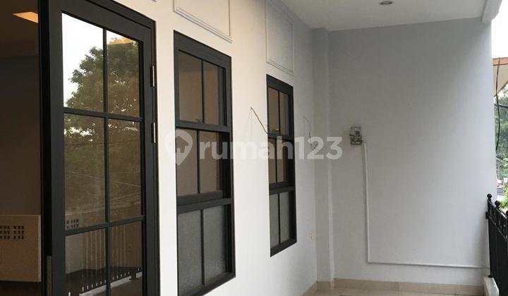New 3-Story Shophouse + Rooftop Area Riau Martadinata Bandung City 2