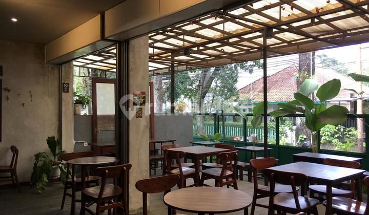 Rumah Plus Cafe SHM Area Dago Juanda Dekat Borromeus Itb Bandung