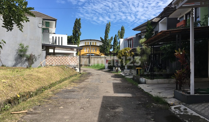 Tanah Ngantong 252 m2 Lebar Muka 5,5 meter SHM Kalijati Antapani Tanah Ngantong 252 m2 Lebar Muka 5,5 meter SHM Kalijati Antapani