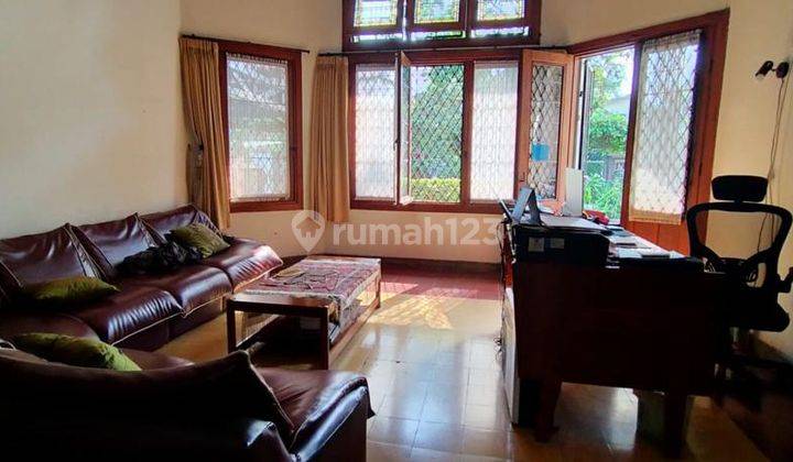 Rumah zaman Belanda 1 Lantai Terawat SHM Area Riau Kota Bandung  2