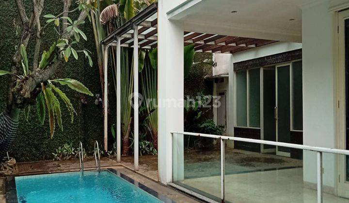 Rumah Bagus Terawat dan Siap Huni di Bintaro, Jakarta Selatan 1