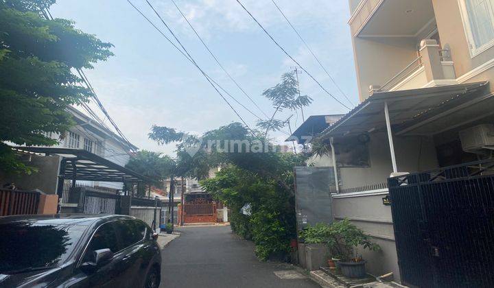 Rumah Bagus 2 Lantai Siap Huni, Minimalis Modern 1