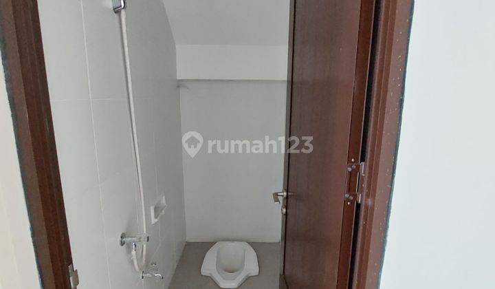 PIK2 Tahap 2 Siap, Rumah Bangunan Baru 2 Lantai,  Unfurnished 2