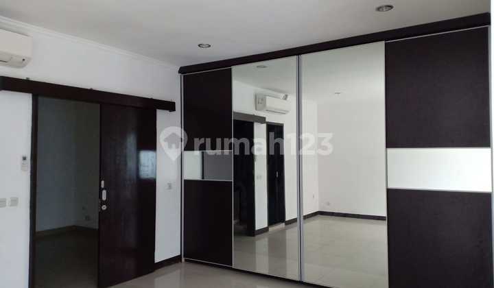 Rumah 3 Lantai Siap Huni. Green Ville Jakarta 2
