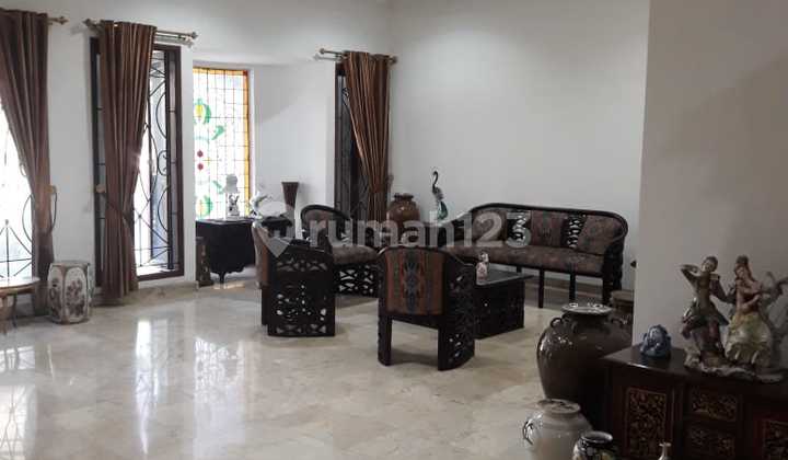 Rumah 2 Lantai Strategis. Pondoh Indah Area