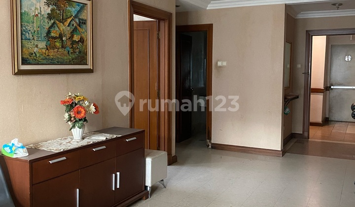 Puri Imperium 3+1 Br. Lokasi Strategis.  2