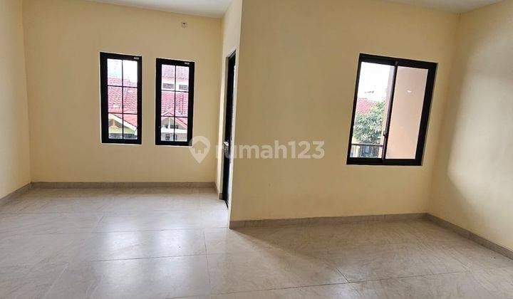 Dijual Rumah Baru Renovasi 2 Lantai 1