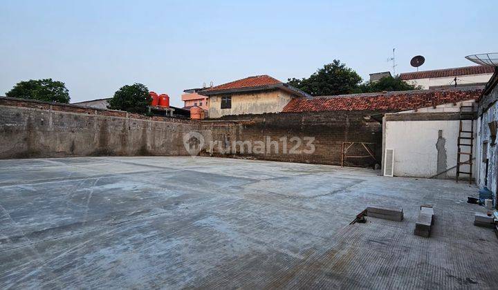 Disewakan Area Untuk Parkir, Gudang Atau Tempat Transit Barang 1