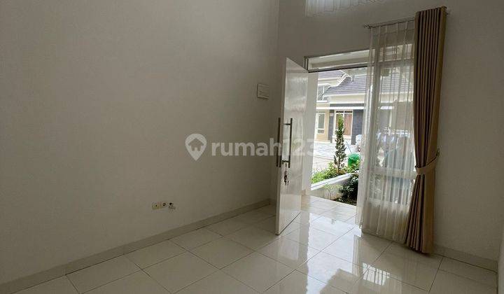 Dijual Rumah Mungil di Serpong Natura Dekat Taman Tekno Bsd  1