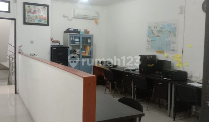 FOR SALE: SHOPHOUSE NEAR TOLL ACCESS, FLOOD-FREE IN KEBON BAWANG TANJUNG PRIOK 1