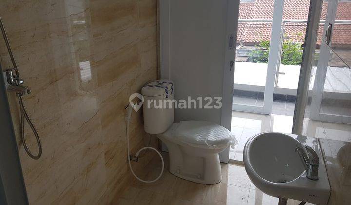 Rumah Baru 2 Lantai di Jatiwarna Dekat Akses Tol Bebas Banjir 13
