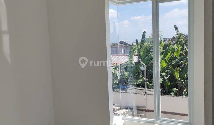 Rumah Siap Huni Dekat Tip Top Pondokgede Harga Terjangkau 2