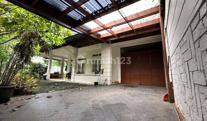 Rumah Siap Huni Lokasi Strategis Dekat Area Perkantoran Jaksel 1