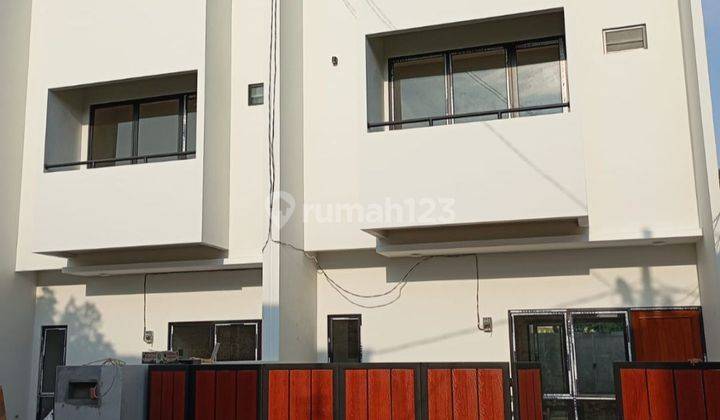 Rumah 2 Lantai Gratis BPHTB,Notaris Di Jl.Parpostel Jatiasih 1