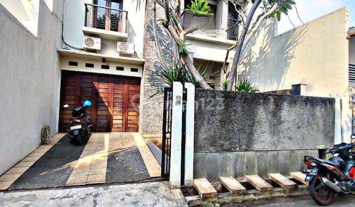 Rumah Siap Huni Di Kemang Jakarta Selatan Harga Terjangkau 1