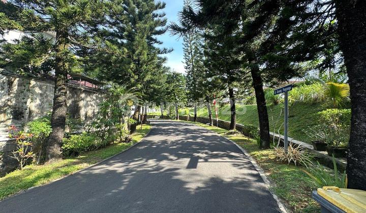 Rumah Nyaman di Sentul City Bogor Halaman Belakang Luas View Alam 2