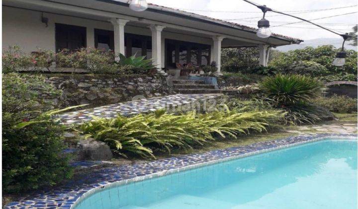 dijual murah Villa Kolam renang di cisarua 1