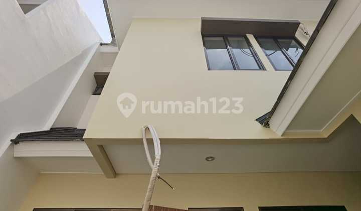 Modern House in Citra Sentul Raya Bogor, Strategic Location Near Toll Road 2