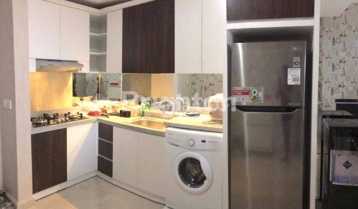 Apartemen 2 bedroom full furnish The Peak Tunjungan Plaza 1