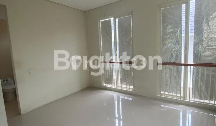 Rumah Greenlake siap huni Surabaya Barat 2