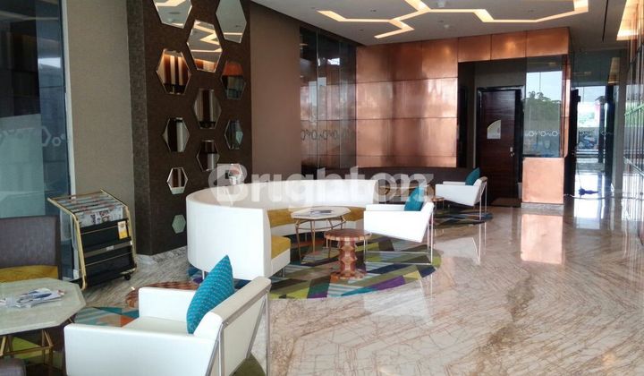 SOHO Office Apartemen skyloft ciputra world surabaya SOHO Office Apartemen skyloft ciputra world surabaya