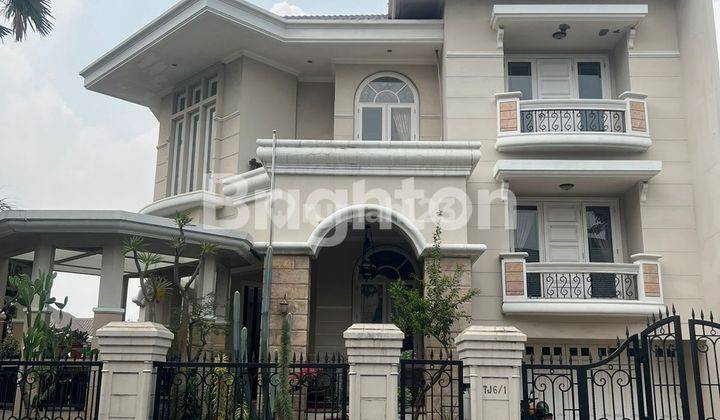 Rumah Classic Modern split level mewah raya villa taman telaga citraland 1