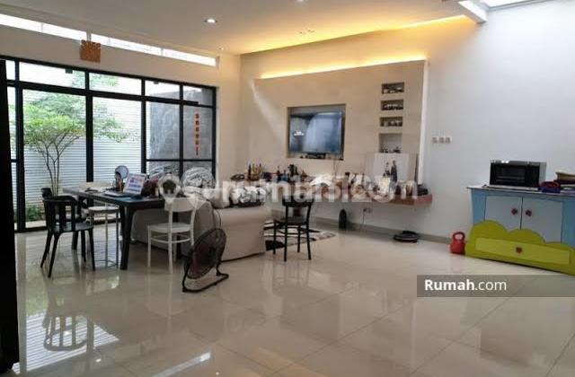 Rumah Siap Huni Dipluit Permai Jakarta Utara